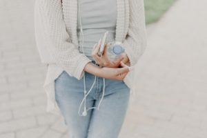Top 6 reasons to drink alkaline water