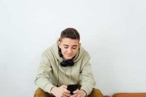 Healthy headphone use: How loud and how long?